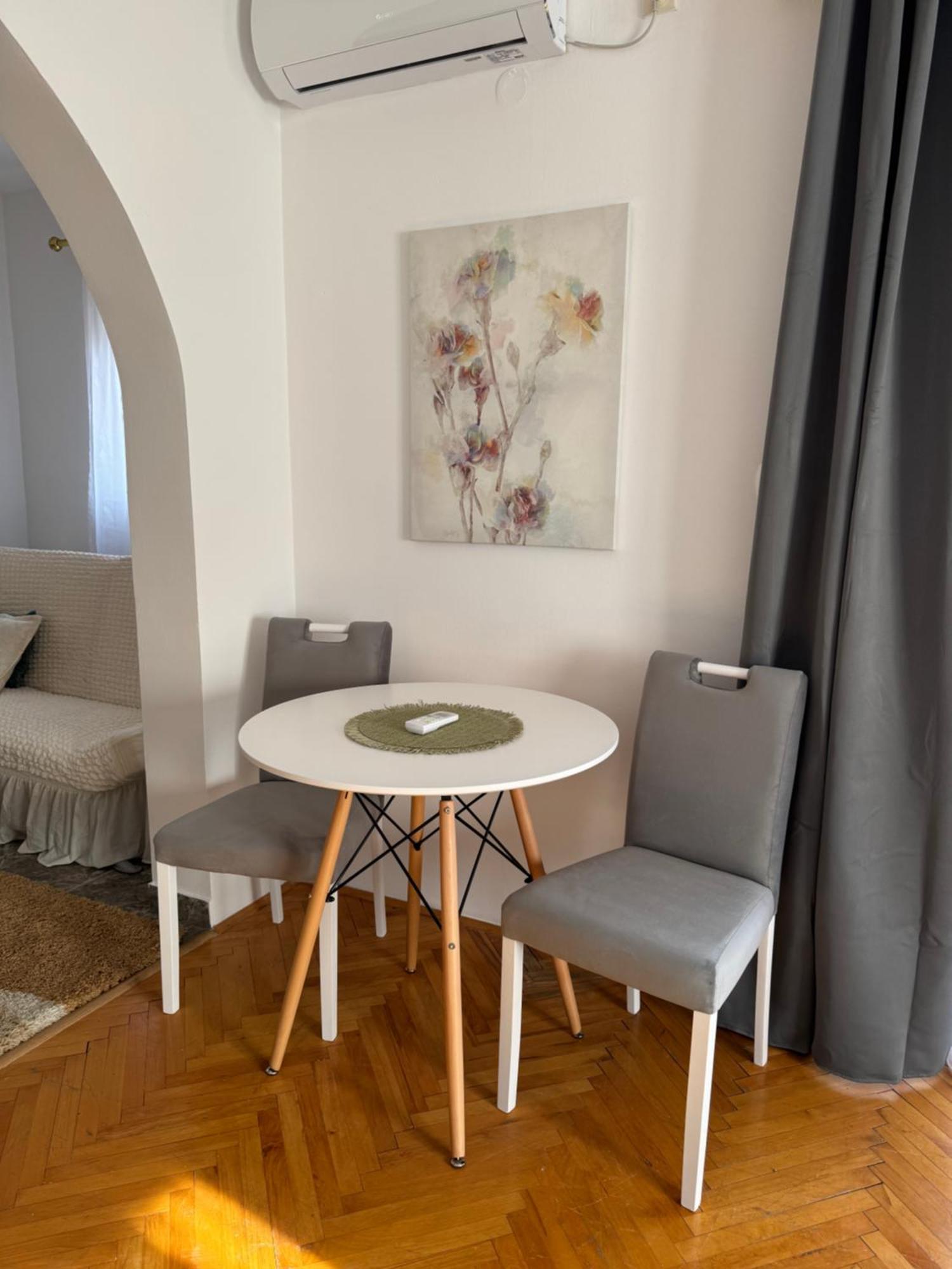 Breze Apartment *