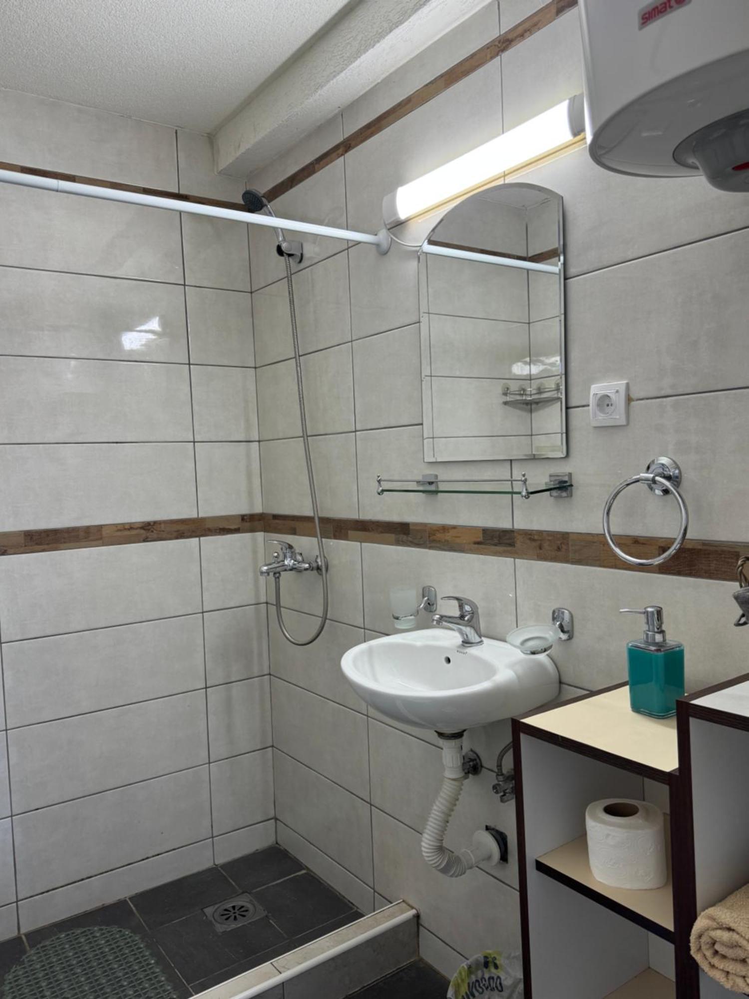 Apartment Breze *
